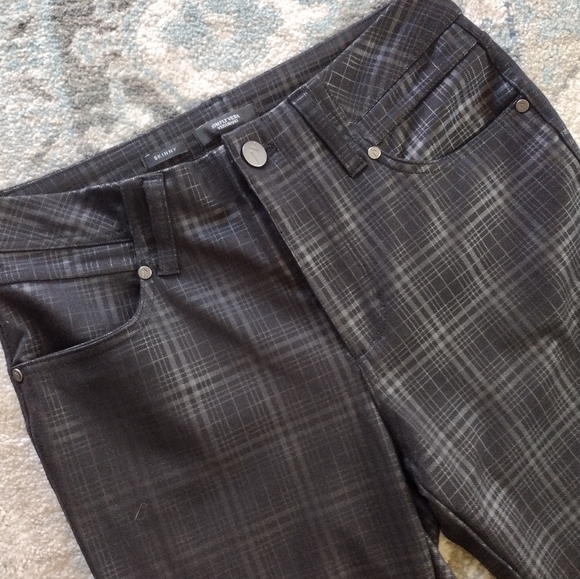NWOT Black plaid skinny jeans - Picture 4 of 10